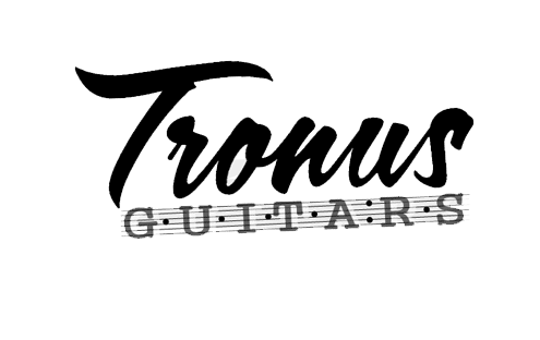 Tronus Guitars – Sito web e identità visiva per liuteria artigianale con Lycnos